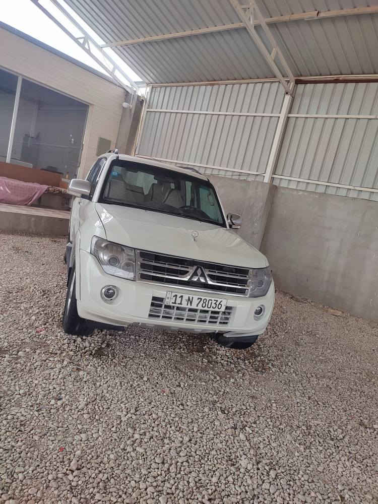 السلام عليكم
للبيع باجيرو موديل 2010 خليجي وكاله حبتور سياره جديده 
محرك كير حداديه جدد.  100% 
ترايها يخبل  حجم المحرك 3500.    
بيها قطعتين صبغ جاملغ وبنيد بدون دواخل والباقي مكفول 
رقم بغداد دولي باسمي سنويه مجدده مشروع وطني تحويل باي وقت 
فول مواصفات.   1
فتحه 
دمام 
كشنات جلد كهربائيه 
شاشه كامره 
تحكم استيرن ثلاث جهات 
زراك لايت 
لايت زنون 
حساسات 
وبعد بيها هواي مواصفات 
السعر 112 وبيها مجال 
للاستفسار الاتصال على الرقم التالي 
***********
