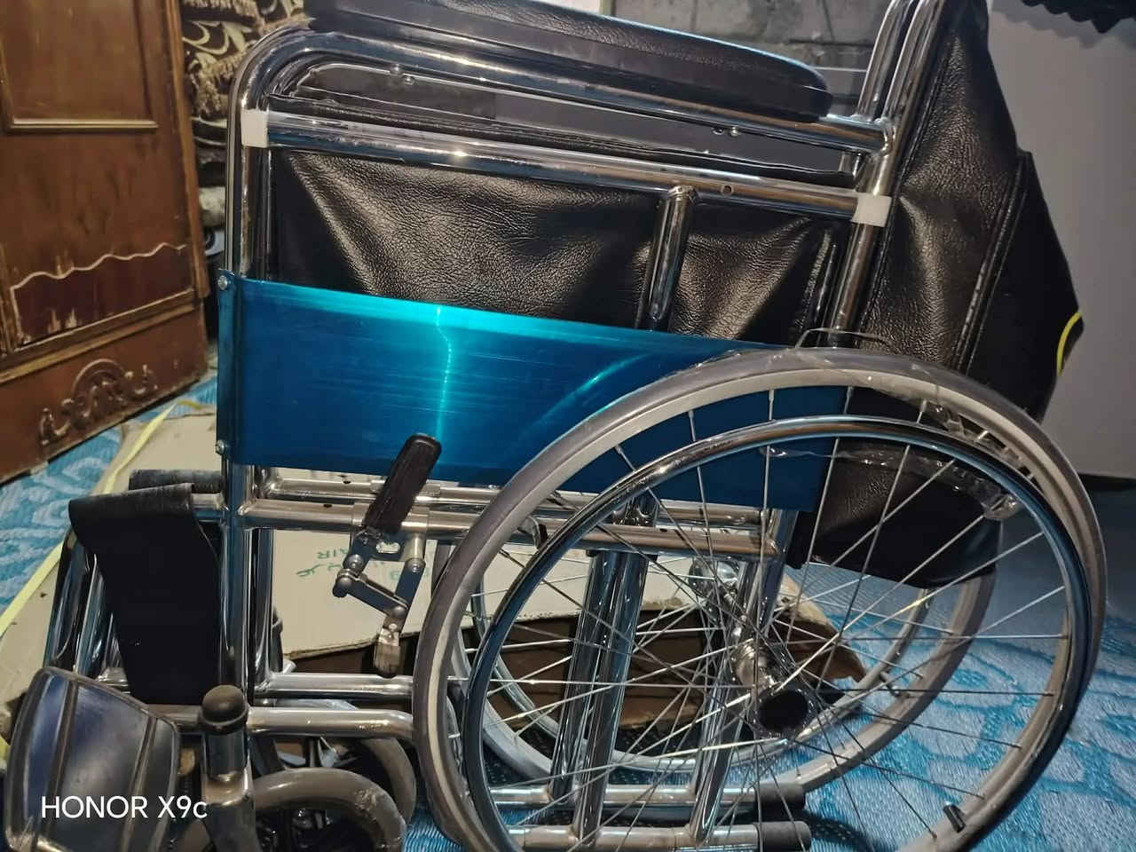 غراض منزليه نظيفه 
مندوبه ابيع غراضكم بعمولة بسيطه موصل


**إذا كنت صاحب هذا الإعلان وتريد حذفه لأي سبب، رجاءا أرسل رسالة إلى الدعم الفني**