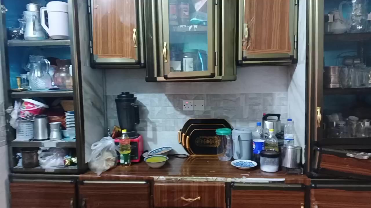 إسلام عليكم
عندنه كونتار البيع سعره 100رقم الهاتف ***********
