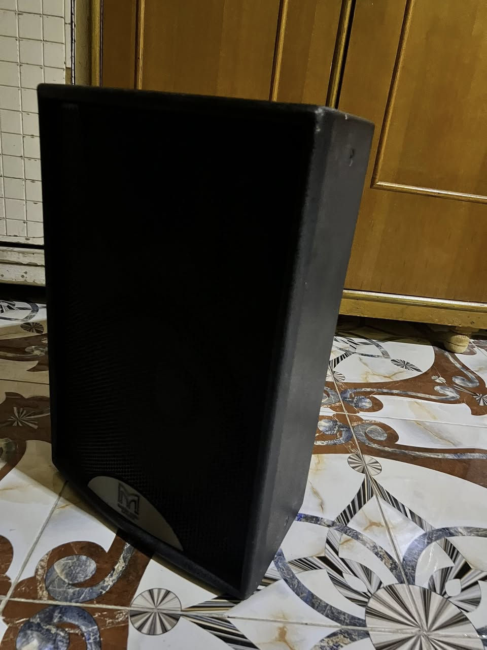 سماعات مارتين للبيع عدد ٢  السعر ٤٥٠ ألف وبيه مجال 
المكان البصره الزبير ***********
