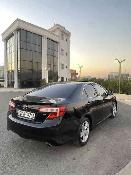 تويتا كامري موديل 2012 سه نه وي تازه يه تا 2030
به ناو خومه وه يه 
ئه مريكي Se فول مواسه فات مه كينه ي نه كراوه ته وه
 سلايد شاشه و كاميرا و ته حديد سرعه كوشن كاره با
دوگمه ي خليسك ئاوينه كاره با 
سي مودي ليخورين توماتيك و عادي و سوكان شه فت و ئيكو  نيو كوشن جلد
نيو چه مه له خي دواوه بوياخه  بيناو گرتن 
رون و پاتري و هايدروليكي تازه يه ناوي لوكه تاقمي تايه ي لوكي بوبه سراوه ناوي حه مام كراوه 
سعري 130گه لاو مه جاليكي كه م
***********
