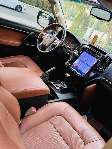 سعر257 
***********
للبيع لاند كروز موديل ٢٠١٠محدث٢٠٢١ كير محرك تبريد بشرط سنوية وهزه ورقم جديد مواصفات فول محرك ٦مصبوغة عام بدون دواخل سيارة جاهزه من الدعامية للدعامية مكان سليمانيه المنامة
