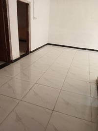 بيت للبيع او للي يريد يستثمره حاليا مؤجر ب 200 الف الشهر ينتهي اجاره ا...