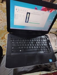 ديل • كور i3 • رام ٤جيجا