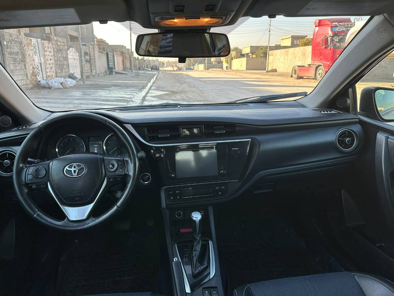 سلام عليكم كورلا 2017Se
سيارة مواصفات فول
رقم أربيل بسمي رقم صنوية جديد
سيارة مصبوغ عام
سيارة جاهزة بدون اي نواقص
كوبون بنزين بي
رقم موبايل ***********
كوره ك ***********واتساب بي
سعر 105بي مجال
