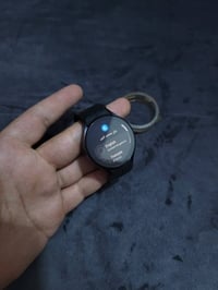 ساعة ذكية • تواصل واتساب • للبيع