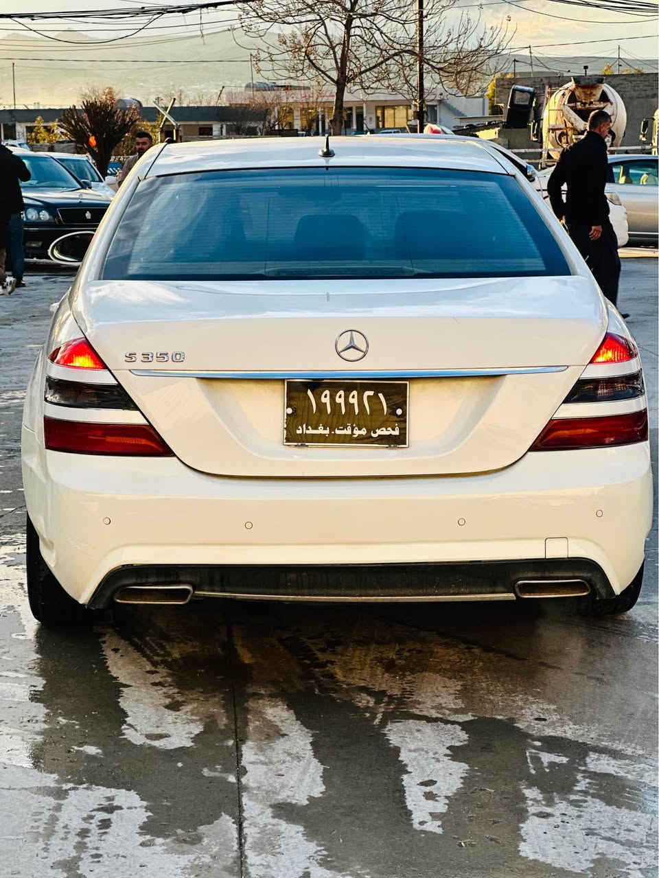 مارسیدس ٢٠٠٩ساغ ساغ 
‏٣٥٠s  شەش پستۆن مەرغوب 
قەپات مواسەفات سڵاید جلد هیتەر کوشن سارد و گەرم 
دوو پارچەی ئەورپای بۆ یاغە دەعم و لێدراوی  گێرو مەکینە بە شەرت 
چووپەکانی ئیش ئەکات تایەیی تازە 
هەموو گیانی بە شەرت 
قفڵی ٥٨ گەڵا 
*********** 

*********** Singapore
