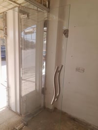 جام خانة جديدة صارلهة عشرين يوم من مشدودة العرض مترين وشوية والطول متر...