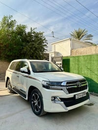 لاندكروز ٢١بيه صبغ بابين رقم شمالي بسمي المكان بغداد الدوره٠٧٧٣٧١٥٢٩٦٦