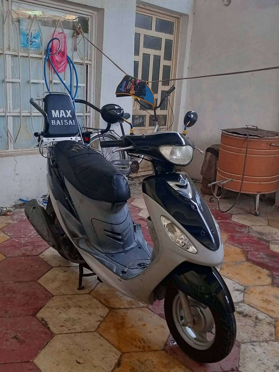 سلام عليكم شباب هاي مكس اللبيع مكفوله من كلشي برغي مامفتوح وتجي وتشوفها وتريد توديها  مصلح الي يعجبك تجي وتشوف النضافه بعينك السعر700بيها مجال الشراي يجي بخدمته ***********اتصل
