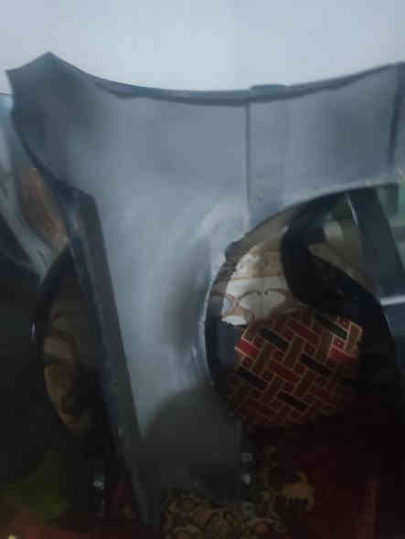 السلام عليكم بوب ملكه كاملات هنه والبطاني وات والدكم والاقفال والجام اخضر غير محدد با كامل من كلشي *********** وجاملغات امامي سعر القطعه 75 اذا كلهن تاخذخن
