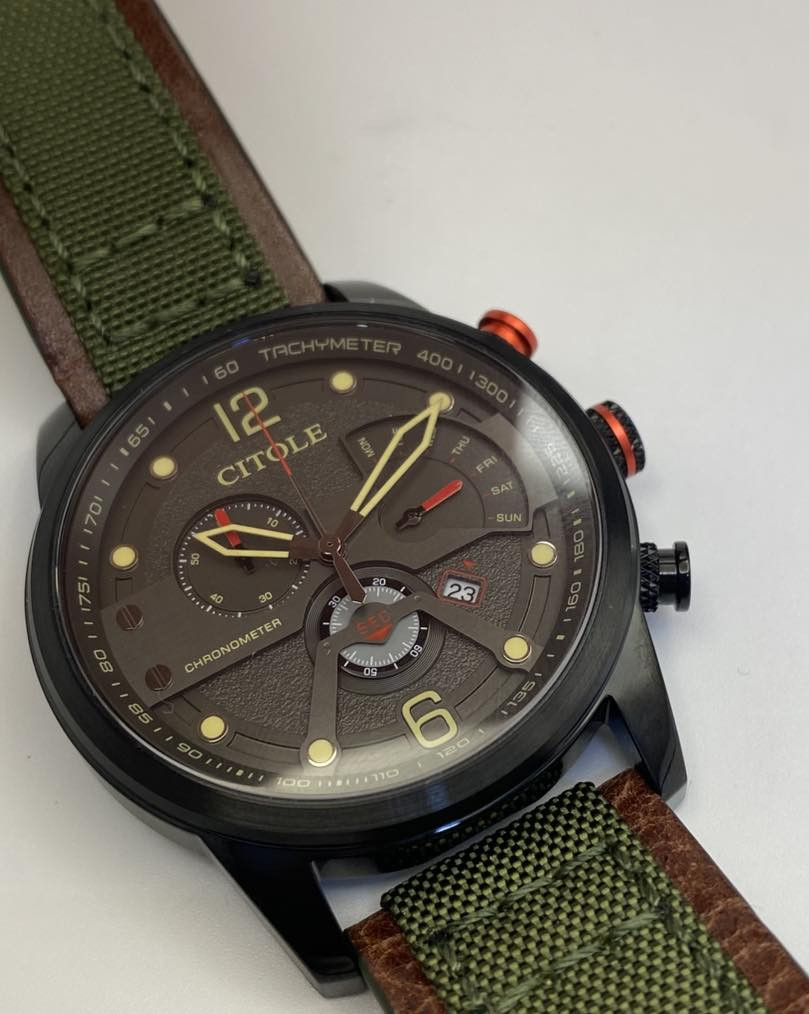 CITOLE
فرنسي اصلي
جديد كامل المرفقات 
كوارتز 
مُميزة جدًا و بوظائف مُتعددة 
قطر ٤٢


**إذا كنت صاحب هذا الإعلان وتريد حذفه لأي سبب، رجاءا أرسل رسالة إلى الدعم الفني**