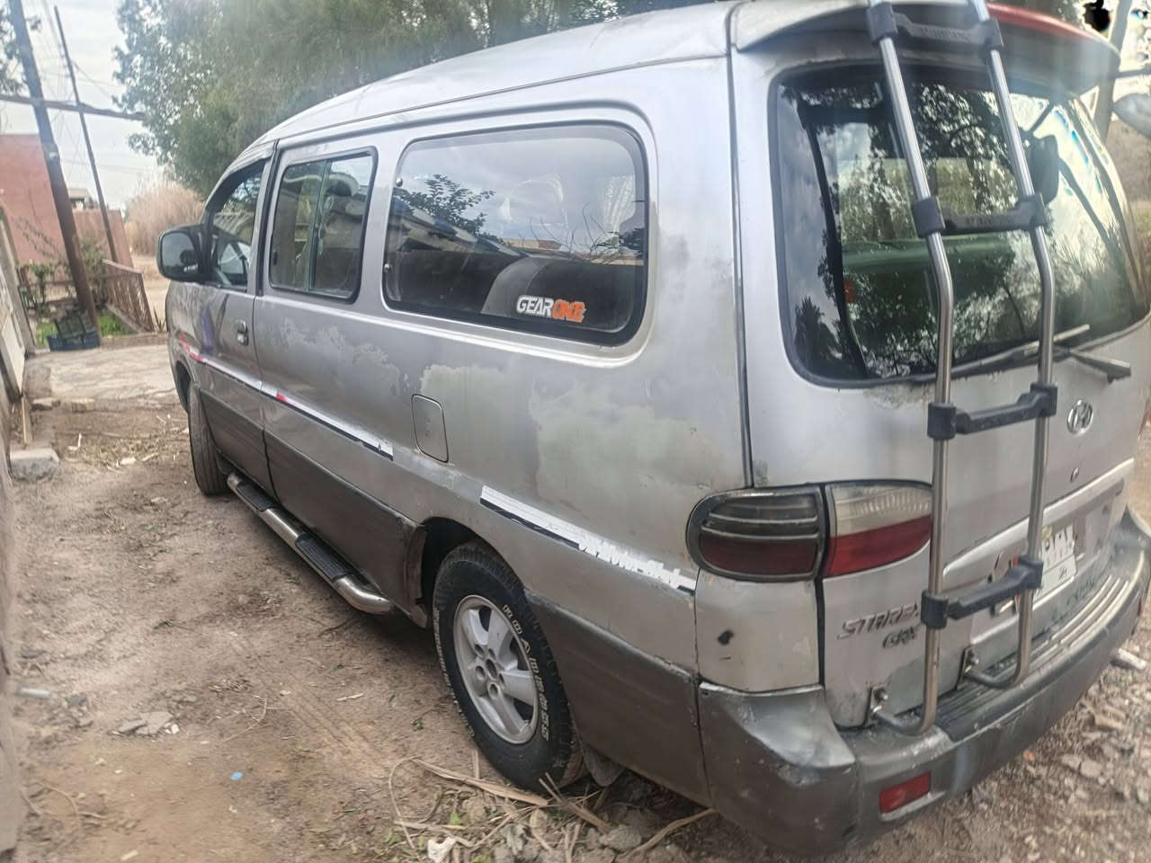 ستاركس 2005
 رقم بابل بسمي مشروع وطني
 محرك مفتوح كير عادي
 مكان السيارة بغداد جسرديالى 
السعر 55 
***********
