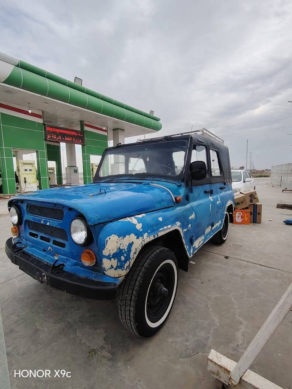 اسلام عليكم واز 88 بدون بدون للبيع مكينه كير شاصي جيس تحويره دسكات وبور ستيرن اكسن روسي شرط ساكت اربع بوب 2005 زوج براويز سلايت اسعر ب(3250)وبيه مجال مكاني صويره للاستفسار اتصل ودلل ***********
