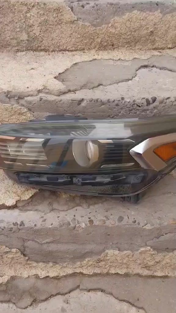 مازدات فورتي موديل ٢٣
السعر ٢٠٠ الف لا فطر ولا تصليح شخط مابيهن 
الدورة ابو دشير 
***********
