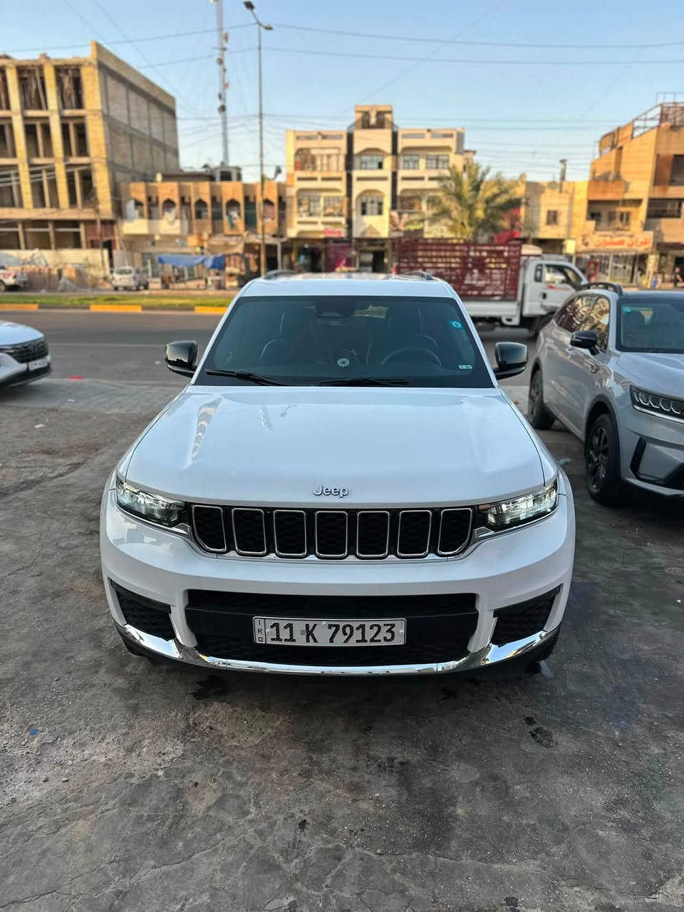 للبيع:او مراوس
جيب Jeep Grand Cherokee موديل 2024

* 7 راكب

* وارد أمريكي (كلين)

* الممشى: 16 KM

* مكفولة من كلشي

* لون ابيض 

* كشنات منفصلة VIP

* تبريد 3 قطع

* حساسات أمامي وخلفي

* رادارامامي مع مانع انزلاق 

* مقعد كهربائي

* تدفئة وتبريد للكشنات والستيرن

* رقم بغداد

* فور ويل 

* لون ابيض 

* تحكم ستيرن وشفتات 

السعر  305$ * 

للتواصل:

عنواني بغداد الشعب 

📞 ***********
