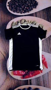 مقاس مديم • لارج جداً • راقية