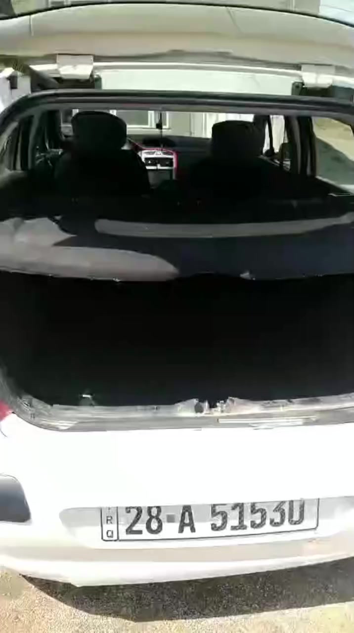 بيجو 🇫🇷فرنسي رقم نجف نكليزي  موديل ٢٠٠٥نوع ٣٠٧ مكينه وكير جدد وحداديه  صبغ عام لجماليه  مكفوله من الضربه القويه مراوس بسمند او بيجو ايراني  مكان السماوه ***********
