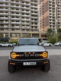 Bronco v6 برونكو اوتر بانكس موديل 2022 ماشية 28 ميل محرك 6 سلندر فول ف...