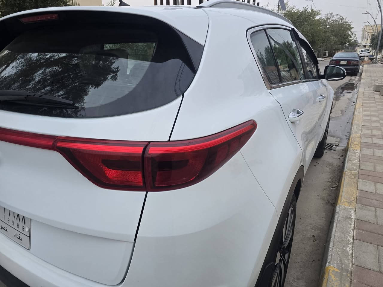 السلام عليكم سبورتج خليجي للبيع موديل  2017 مكينه 200 دوش سياره كفاله من الصبغ والفتح والتبديل سياره ع الشركه  رقم بغداد باسمي  السعر 175 الهاتف ‪***********‬
