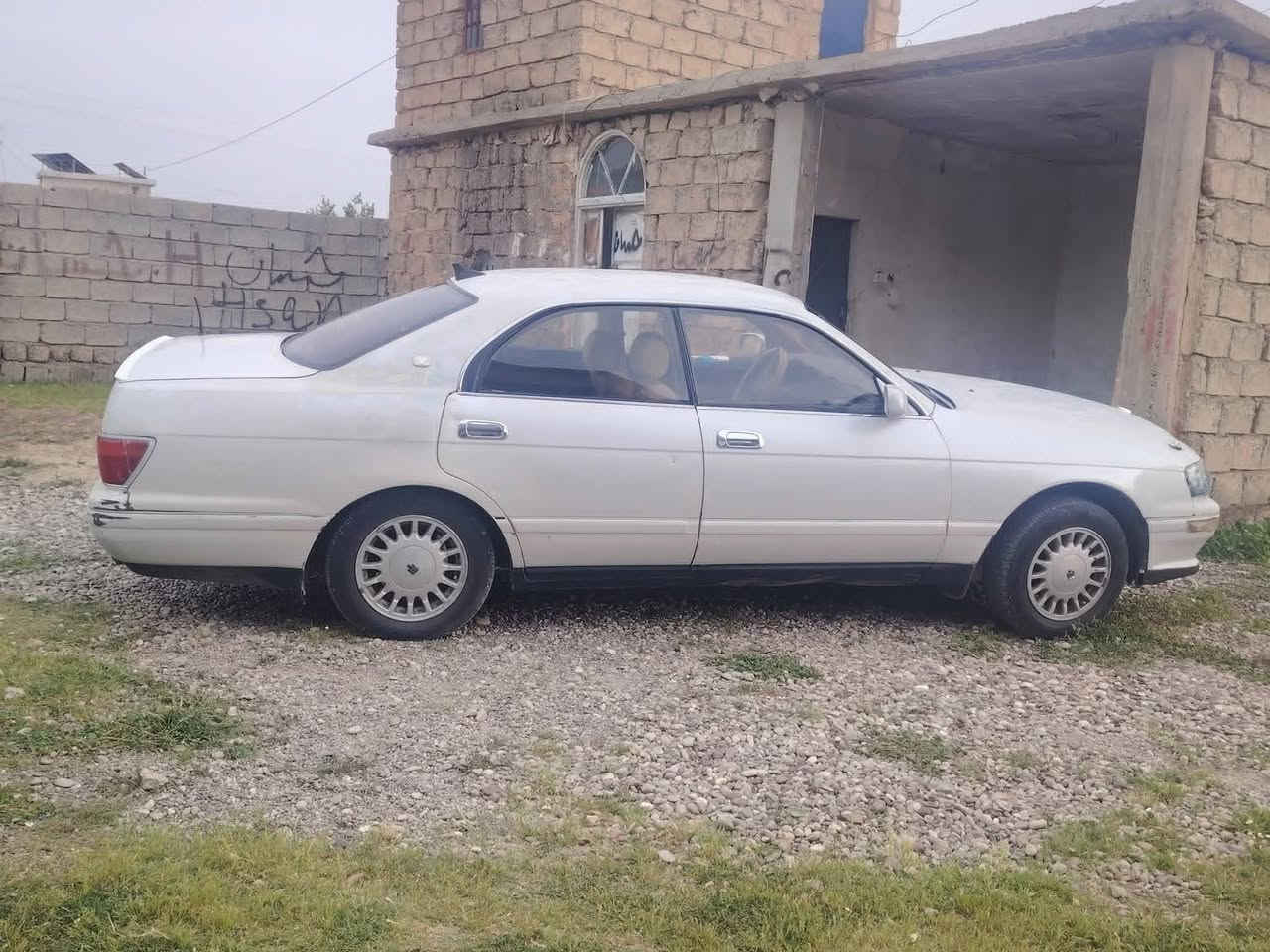 السلام عليكم
بطه للبيع مكصوص فوك جوه
 كير محرك شرط
رقم نينوى دولي تحويل ثاني يوم
صدر زين
تواير جدد
كهربائيتها كلها شغاله
السعر ٤٢ وبيها مجال
***********
وترهم مراوس
