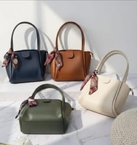 شنط نسائية • توصيل المحافظات • هدية مع الطلب