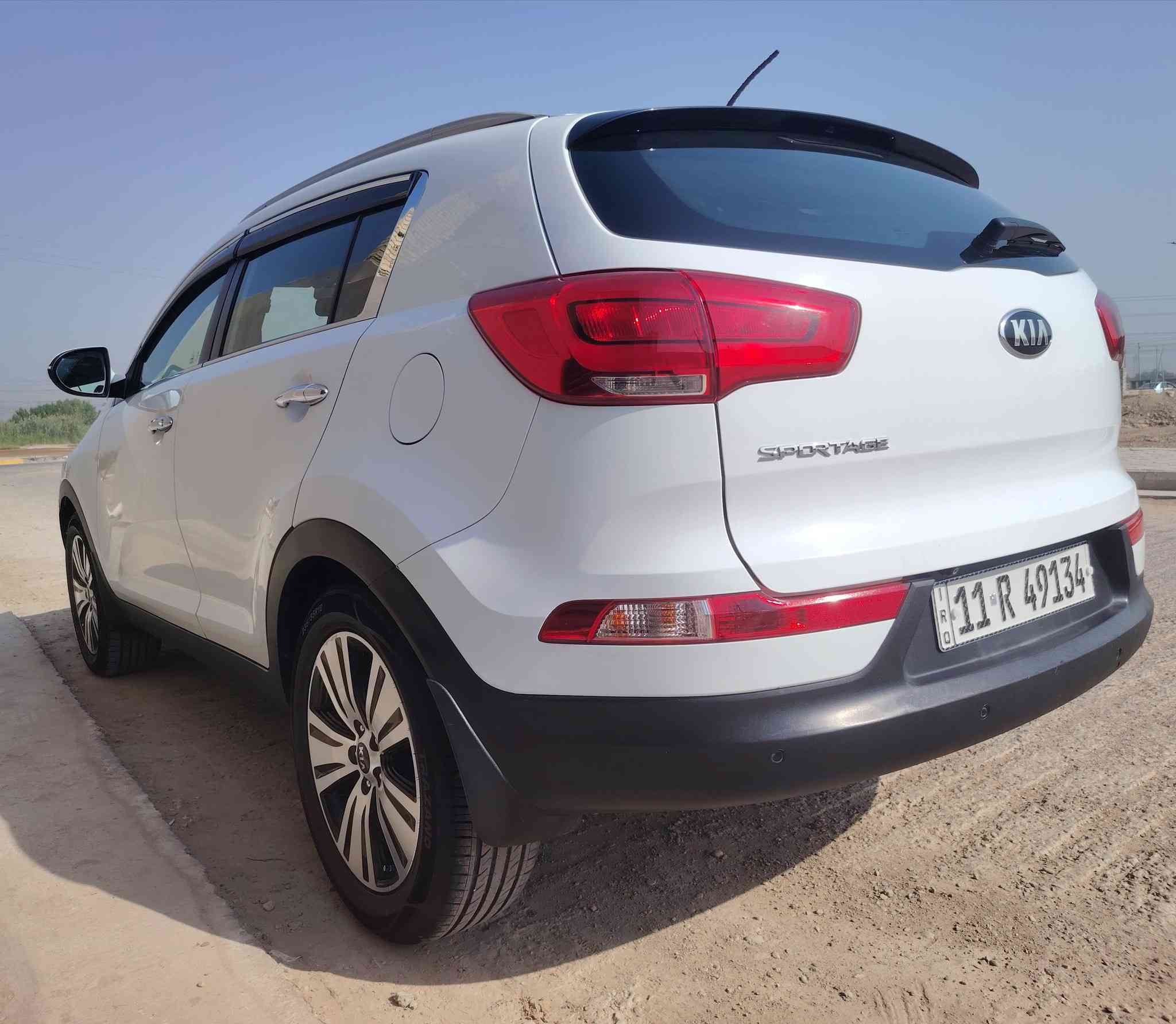 للبيع فقط...
كيا سبورتج موديل 2015 بغداد
محرك 2000 DOHC
سيارة مكفولة كفالة عامة ( وضع شركة ) 
ماشية 91 كم قابل للزيادة 
للإستفسار الإتصال 
على الرقم ***********
ملاحظة : السعر قفل 162 $.
