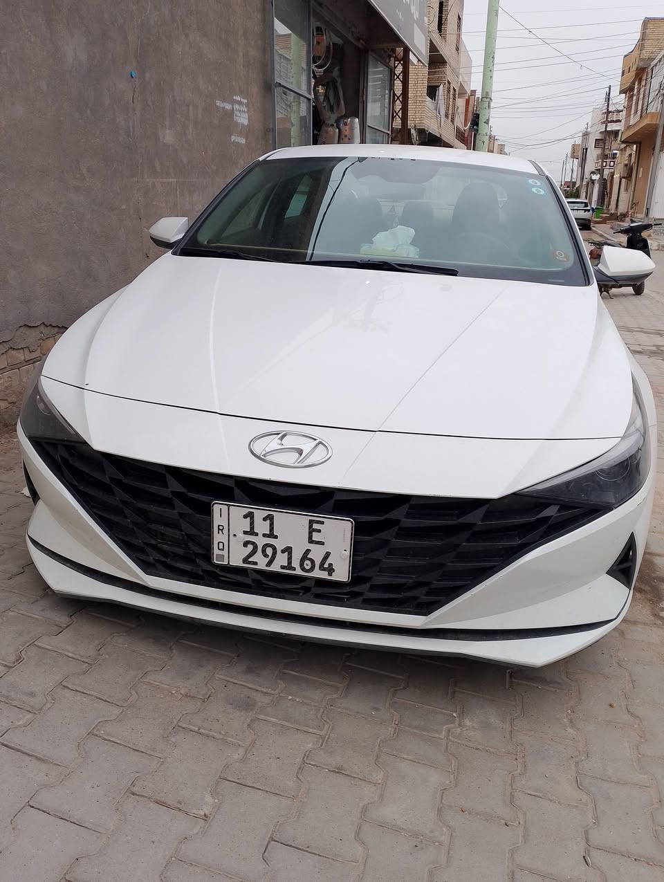 السلام عليكم النترا موديل23 نص فول وارد امريكي حادث بالصور تبديل باب فقط بااسمي رقم بغداد ماشيه 37 الف السعر 175 ورقه مكاني كربلاء ***********
