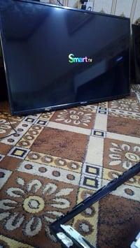 شاشتين ٥٠بوصة • واحدة فيها شخطات • الغزالية