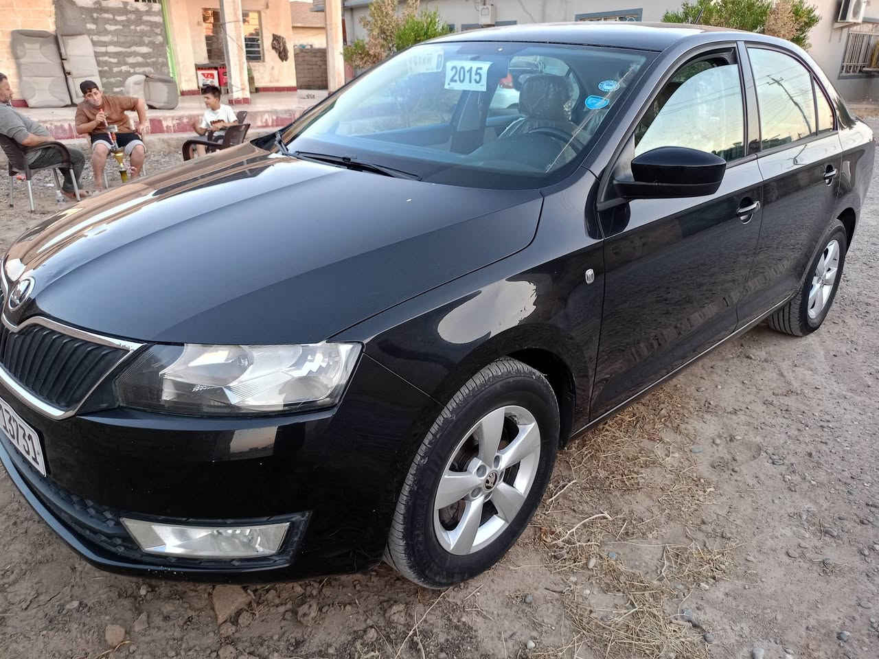 سلام عليكم سكوده للبيع موديل 15 رقم اربيل سنويه جديد هزه فحص جديد بسمي طخم تيرات جديد صدر امامي خليفي جديد تحكمات ستيرن تثبيت سرعه ماشيه 155 
سيارة بلا صبغ محرك مامفتوح لا صرف ولا نفخ 
رقم الهاتف ***********

سعر 86
