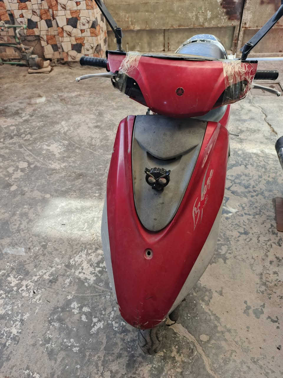 دراجة بيريز شغاله يرادلها ترتيب السعر 250وبيها مجال المكان الشماعية هاتف ***********
