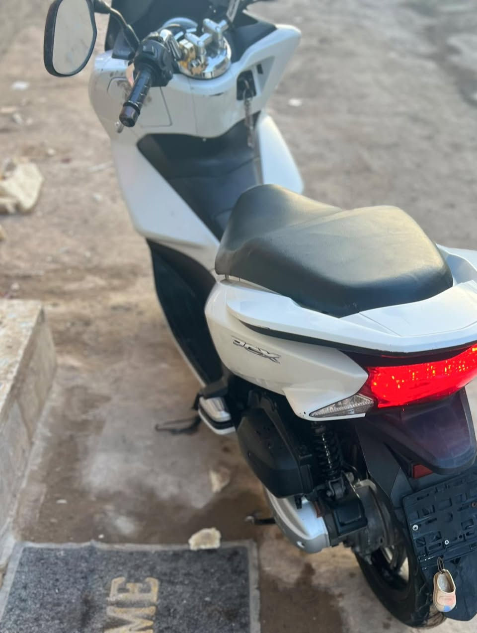 سلام عليكم بي سي اكس درجه خير من الله جيل الثاني العنوان بغداد الشعب سعرها 1650وبيها مجال ***********
