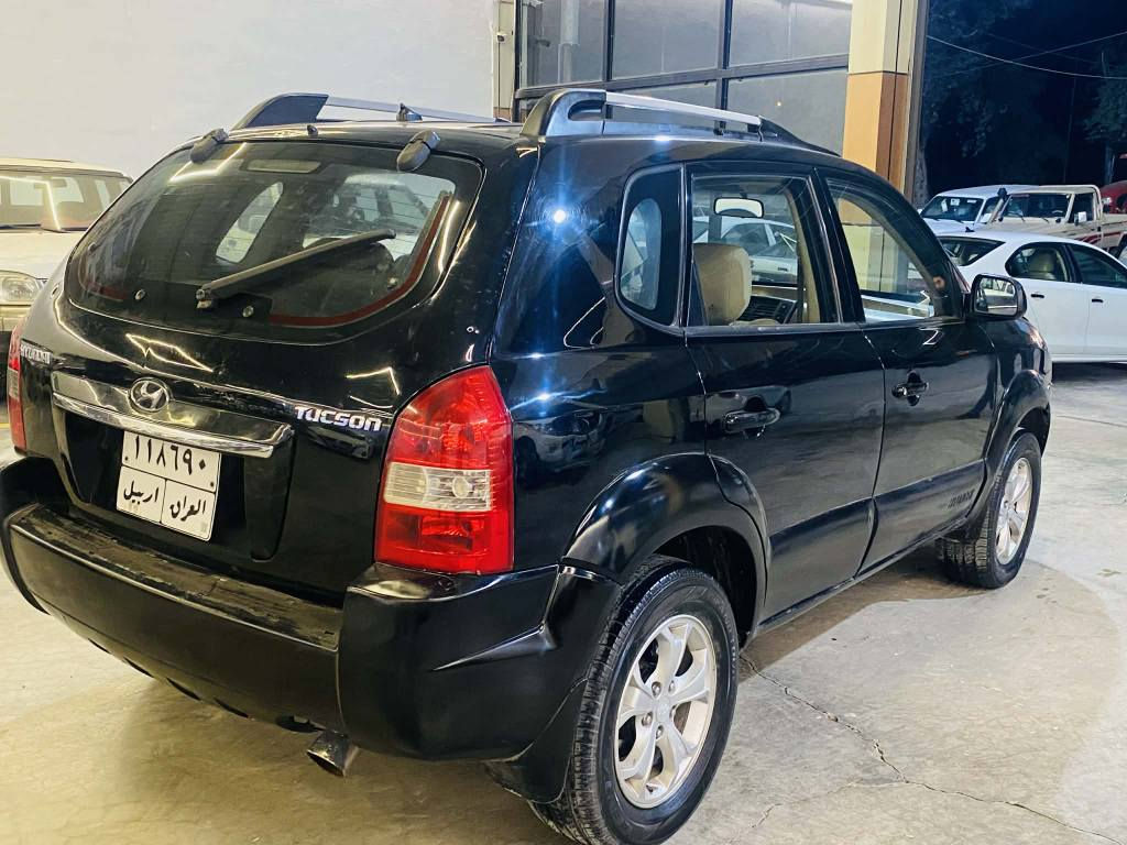 هؤنداي تكسؤن 2009 ناو زه رد غازی ئیتاڵی بەشەرتی گێر ومەکینە و تەبریدو  ھەموگیانی  بەشەرت 
سنەوی  تازە بەسەرچوە  سەیارەکە  زۆرجوانە مالێ دۆستە 
1 دە رگای سبوخە  لێدانی  ھیچ  نیە 4تایەی نوێیە 
سعری 97 وەرەقە کمیک مجال
لەکۆ یە دادەنیشم
 ***********
*********** السليمانية, العراق
