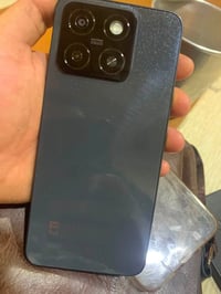 زد تي إي Blade A55 • ١٢٨ جيجا • مستعمل ممتاز