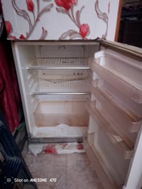 ثلاجة • للبيع • سعر خاص