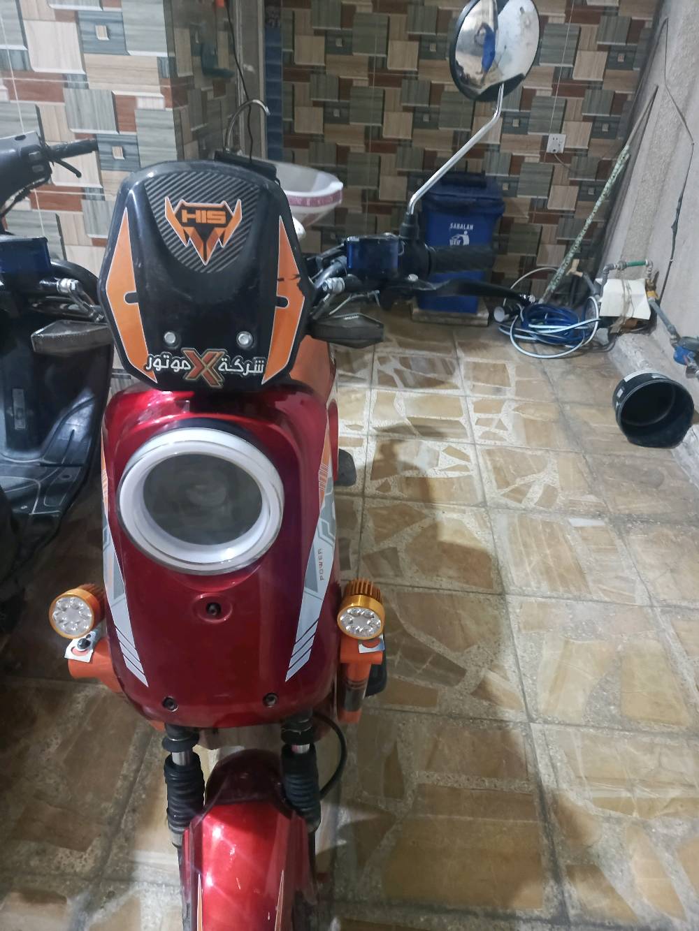 بغداد الحريه ثالثه قرب جامع 
دراجه نضيفه اي عطل مابيه بطاريات نضيفات سعر 450 وبي مجال 