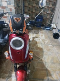بغداد الحريه ثالثه قرب جامع  دراجه نضيفه اي عطل مابيه بطاريات نضيفات س...