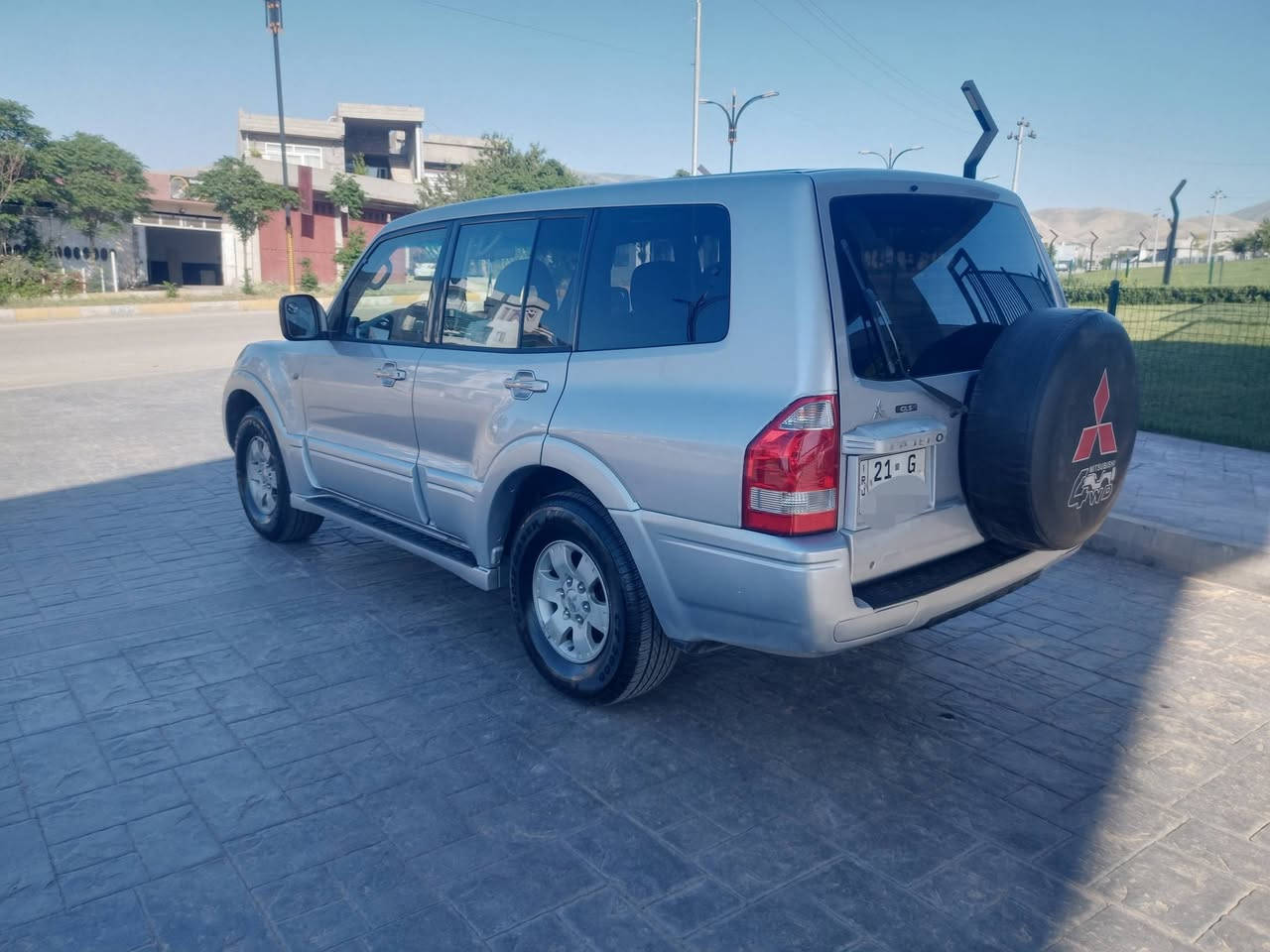 بسم اللەالرحمن الرحیم
باجیرو ٢٠٠٦ تحویل اصلي رقم السليمانية بدون صبخ بدون ضربة بدون فتح القطع
محرك ٦سلندر ۳۰۰۰ ماشية  ۲۷٤ الف
كیر ..محرك ..دبل اكسل..صدر امامي و خلفي.. كهربائيات.. تبرید ثلاث قطع ثلج بشرط الفحص
abs مرایا شفت اریال کهربائی شغال ثلاث مقاعد بخ لایتات امامي کلش نظیف حتی لایتات امامی و خلفی مال شركة طقم تایرات جديد 
سنوية جدیدة لحد ۲۰۲۹ بدون غرامات 
سعرها  ٨۹ ورقە و بیە مجال 
مكان حلبجة الشهيدة  *********** فایبر+واتساب
