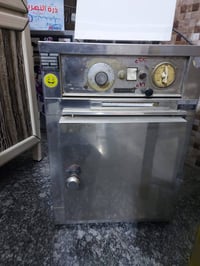 للـبيـع حاضنه (memmert) و اوفن (الماني المنشأ) للاستفسار:07729384925