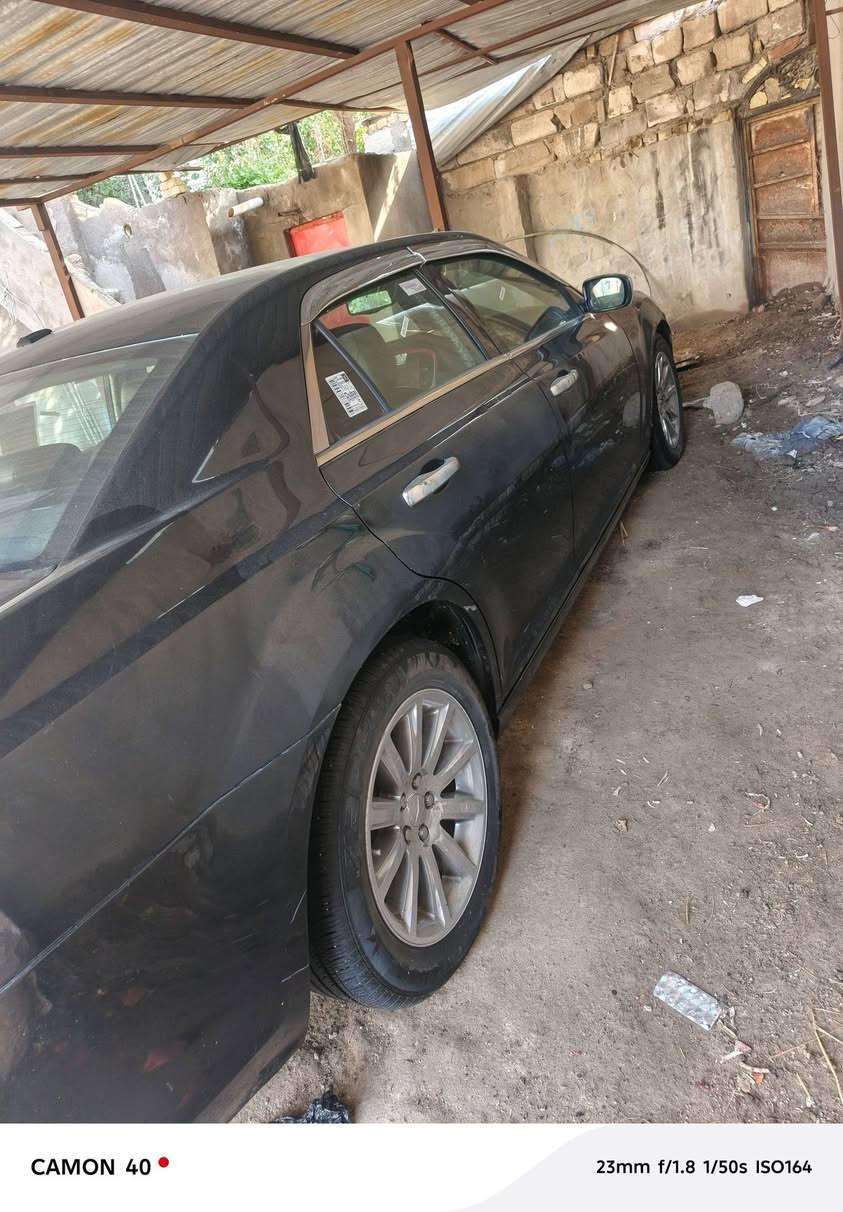 سلام عليكم اوباما موديل 12 اصل حادث جاملغ وبنيد رقم ذي قار باسمي عنوان ناصريه المركز سعر 145 وبيها مجال
***********
