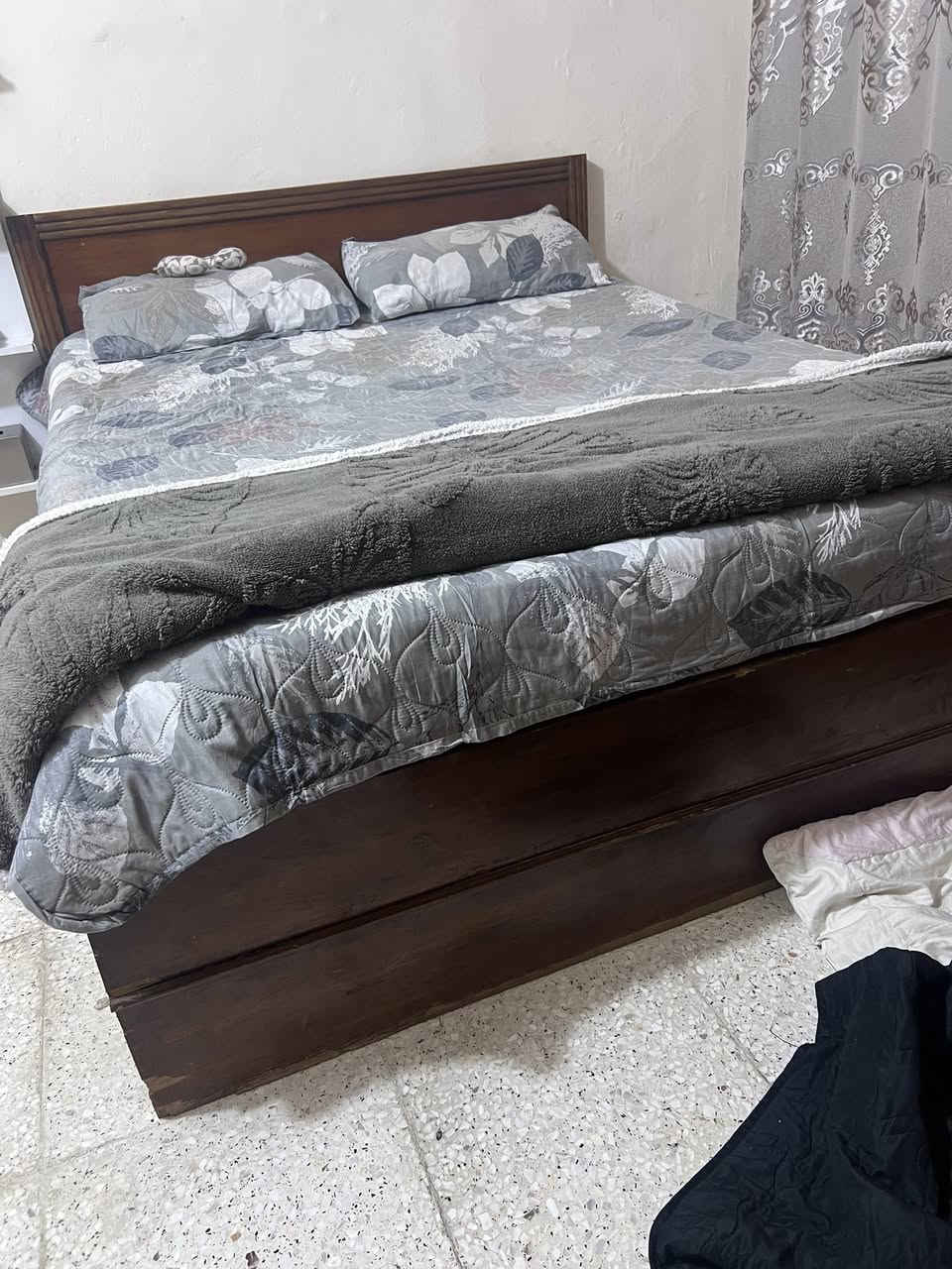 جربايه  وميز مرايه ب200وياهن دوشك خشب صاج لثكيل لاصلي


**إذا كنت صاحب هذا الإعلان وتريد حذفه لأي سبب، رجاءا أرسل رسالة إلى الدعم الفني**