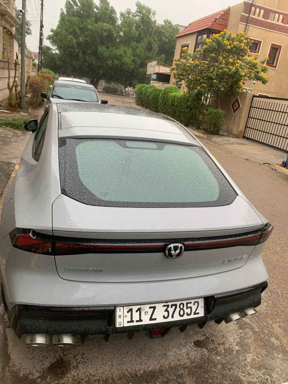 شانجان يوني   في2025 🚘
🔥 Changan Uni k🔥

 

السعر/33مليون وبيه مجال 

مكاني/كربلاء
‏الهاتف ***********

————————————————————————-

الاضافات على السيارة⬇️

شاشات 2اندرويد500$

دوسات كهربائيه جانبيه 500$.         

تخم داش كام

————————————————————————-📃 اليكم التفاصيل الآتية 👇🏻👇🏻

تسجيل DVR اثناء القيادة 

🚘 خليجي 

🚘 ماشية20الف كيلو فقط 

🚘 موديل 2025

⚙️ حجم المحرك 2.0L Turbo

⚙️ مرتبط بناقل حركة أوتو 8 نمر

⚙️ يبلغ عزم الدوران 390 نيوتن / متر 

🐎 بقوة 233 حصان 🐎🐎

🔑 مفتاح التشغيل بصمة 

🔑 تشغيل عن بعد 

🪟 بانوراما 

🚗 فتح الصندوق كهرباء 

🚗 دفع رباعي AWD 

‼️ اريل نفكيتر 

📍حساسات أمامية 

📍حساسات خلفية 

💡لايت زينون + LED 

🔦️ بك لايت LED 

🚘 قبضات أبواب شفط

🚘 دخول بصمة ذكي 

🛞 حجم الاطار 265/45R21

🛞 ويل كب 21

🛞 4 دسك

🛞 حساسات ضغط الاطارات 

✨️ اشارة في المرايا الجانبية 

✨️ المرايا قابلة للطي كهرباء 

🌧 ماسحة خلفية 

🎈عدد AIR BAG 6

🚗 هاند بريك كهرباء 

🚗 ا ABS 

🖥 دشبول شاشة ديجيتال 

🖥 شاشة Apple Car play 

📷 كاميرا دوارة 

📷 4 كاميرات 360°

💡الانارة الداخلية LED 

⭕️ مقود جلد حياكة  

🛣 مثبت السرعة Cruise 

🎶 المودات والاوامر الصوتية 

🎶 ا Bluetooth / T YPCE 

🔋شاحن هاتف Wireless 

⚡️مخرج منفذ الطاقة 

🔍فحص نظام السيارة 

🚘 انارة داخلية LED محيطية 

💺تتسع المقصورة ل 5 ركاب

💺المقاعد جلد

💺حركة المقاعد الأمامية كهرباء 

💺 تدفئة وتبريد المقاعد الامامية

💺ذاكرة مقعد السائق

💺تجاوي متحركة 

👶 مثبت مقعد الطفل ISOFIX 

❄️ تبريد شاشة 

❄️ قطعتين تبريد

🚘 أوضاع القيادة Dive Mode 

🧱 أوتو بريك ‼️

 🧱 رادار

⛷️ نظام مانع الانزلاق 

⛰️ نظام نزول المنحدرات 

🥤النظام الصوتي SONY

🚘 دبل اكزوس 

🚘 تطعيم الدواخل ألمنيوم   

وبيه بعد هواي  موصفات مذاكرهن
