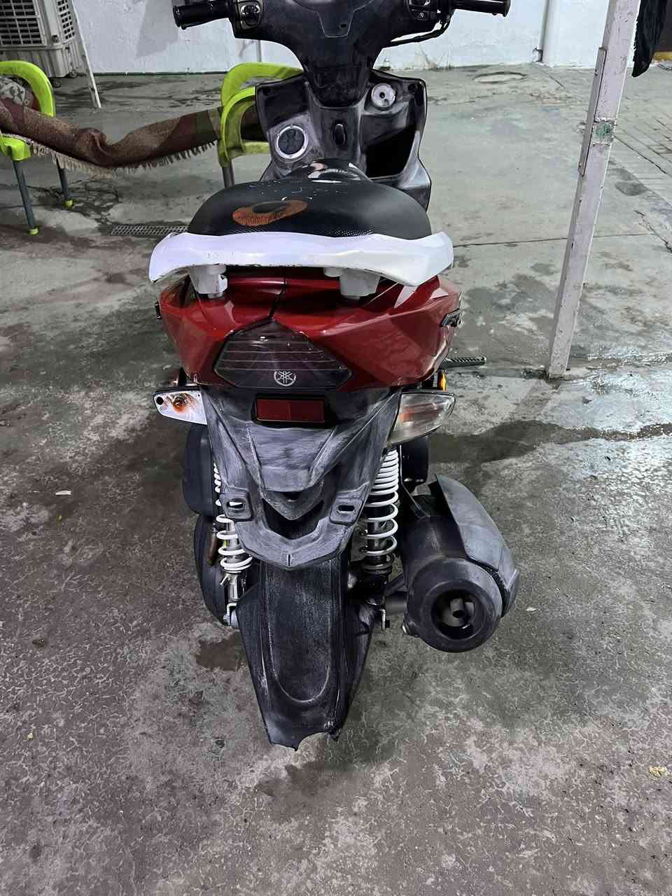 السلام عليكم جي تي ار للبيع لون احمر درجة كفالة كفر ومكينة كلة شغال كهربيات كلة كامل وشغالة بية تكحيل بل بجم كفر بلادي تيرات جدد دشبول اكتروني شغال بك لايت خلفي احمر بية نقص جامة مال شارة خلفية موضحة بل صور سرعتة 140واير مال سكليتر مال يجلب بس مابية شي ترجع بيدك درجة جديدة بعدهي مكان بغداد الحبيبية سعرها 850وبية مجال بصيط جماعت ٧٥٠لاتوصلني  ***********فقط سيم كرت وتساب ماكو ☘️🤎أورق كاملة وحتة عد بلادية موجودة
