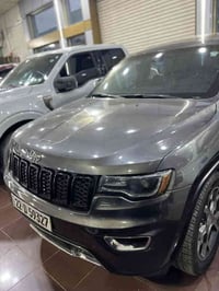 Jeep Limited 2018 4*4 مواصفات فول 1/1 شاشة  كاميرة  حساسات أمامية وخلف...
