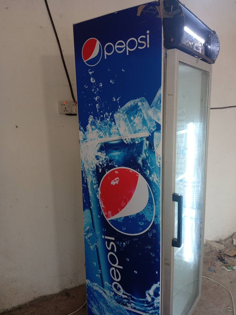 سلام عليكم عارضه لبيع شرط تبريد 275  
***********
