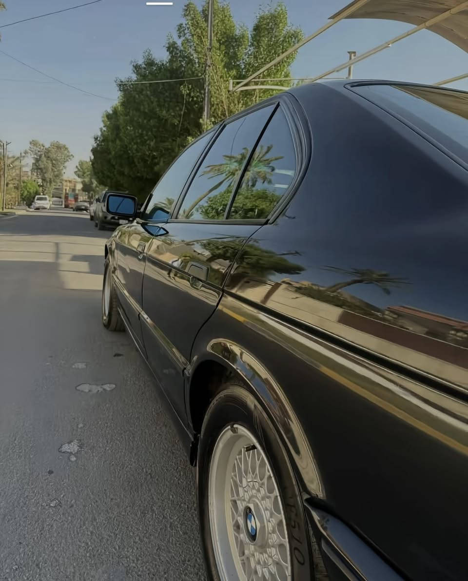 𝐛𝐦𝐰 𝟓𝟐𝟓i
𝟏992
كير اوتماتيك 
كير محرك اكسل بشرط 
دبل جكمجه 
حدادية وره وكدام بجيس 
أربع تايرات لوك 
تبريد 
أربع جامات كهربائي Auto
🔴رقم بابل تحويل بشرط سنويه جديد لحد2026 كلشي موجود بل سوك سعرها52 وبي مجال بسيط شراي خابر وتدلل.

مكاني بابل بلحلة
‏***********
