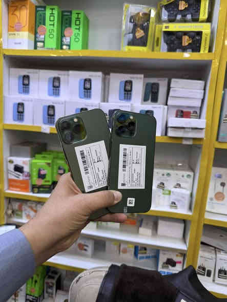 وصول أجهزه أمركي نضافه 100/100 
13 برو ماكس بطارية فوك 90الذاكره 512 والذاكره 256
13 العادي بطارية فوك 90الذاكره 128
12 برو ماكس أمريكي بطارية فوك 90
11 العادي الذاكرة 128 بطارية فوك 90
الديوانيه عفك بدايه شارع المصورين 
الفهد للهواتف النقالة واتساب 
***********
