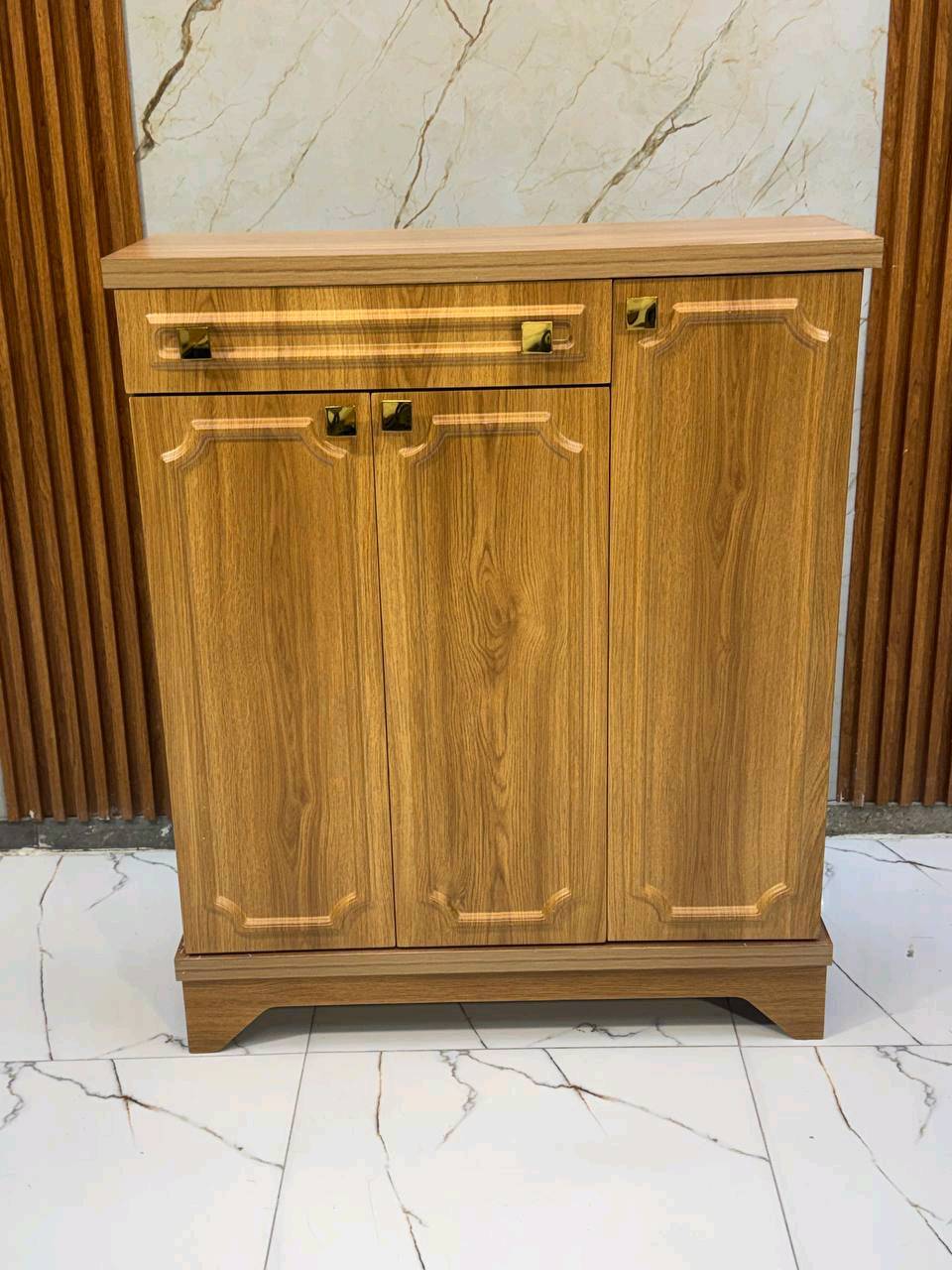 جزامة  ايراني 

السعر 130 الف





توصيل داخل بغداد  5 
جميع  المحافظات 10 الف 🚚🚛