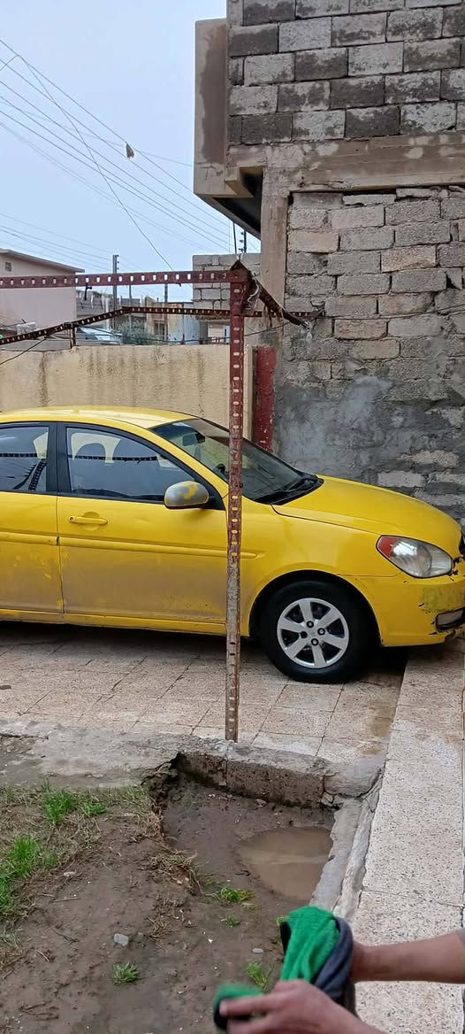 سلام عليكم اكسنت البيع رقم نينوي رقم انكليزي امريكي محرك 16 كير جديده طخم توير جديد السعر 87 وبيها مجال ***********
