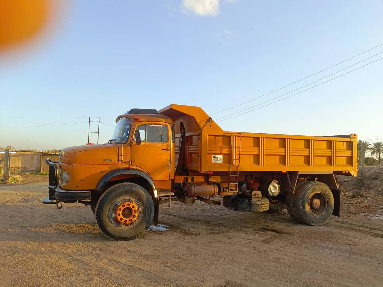 السلام عليكم قجمه للبيع موديل 80 بلاديه رقم الهاتف ***********
